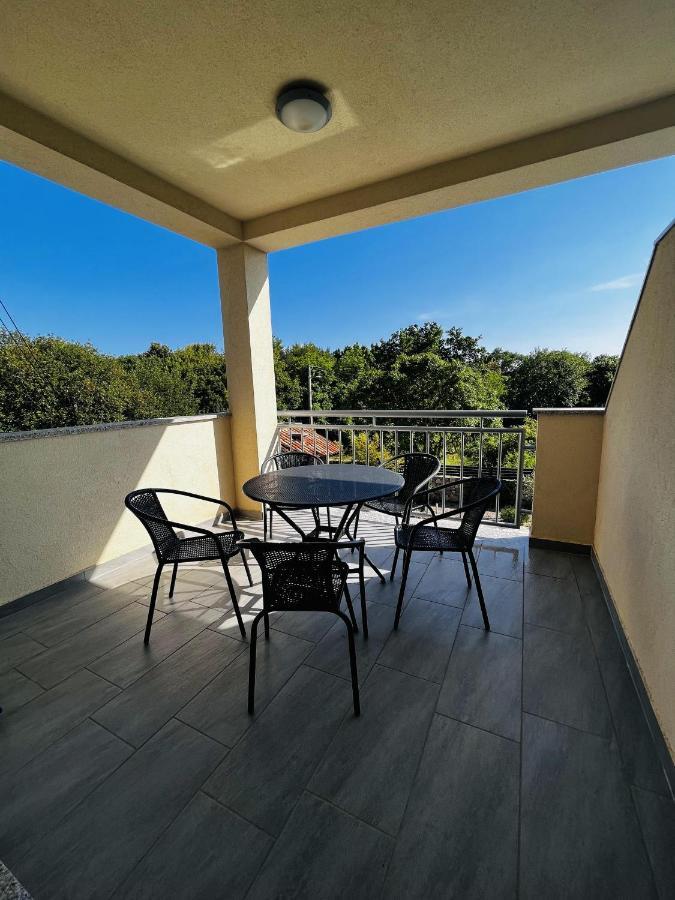 Apartmani Ivica Крк Экстерьер фото